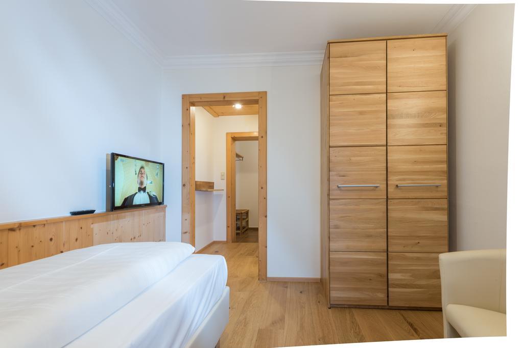 Hotel & Restaurant Ragginger Attersee Nussdorf am Attersee Buitenkant foto
